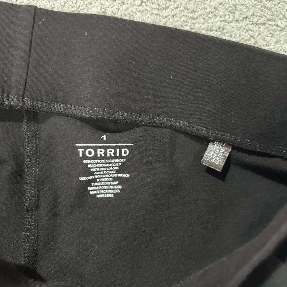 Torrid Pants Split Hem Flare 1 Black Plus Size Stretch Career Chic - Picture 3 of 8